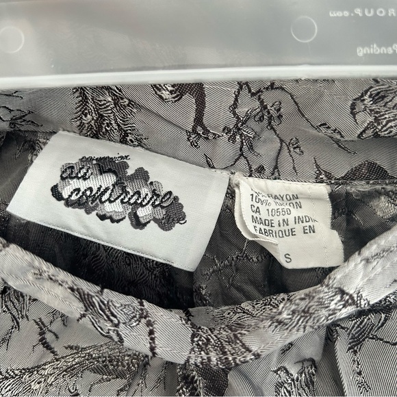 Vintage Silver Peacock Print Maxi Skirt - Picture 4 of 5